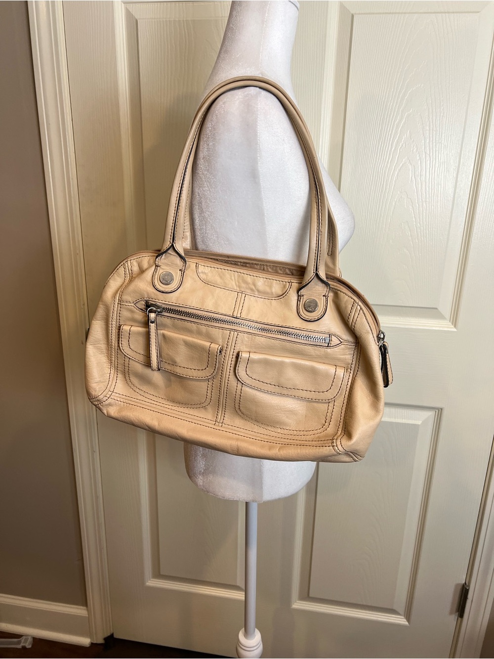 Fossil Satchel Classic Beige Leather Shoulder Bag
